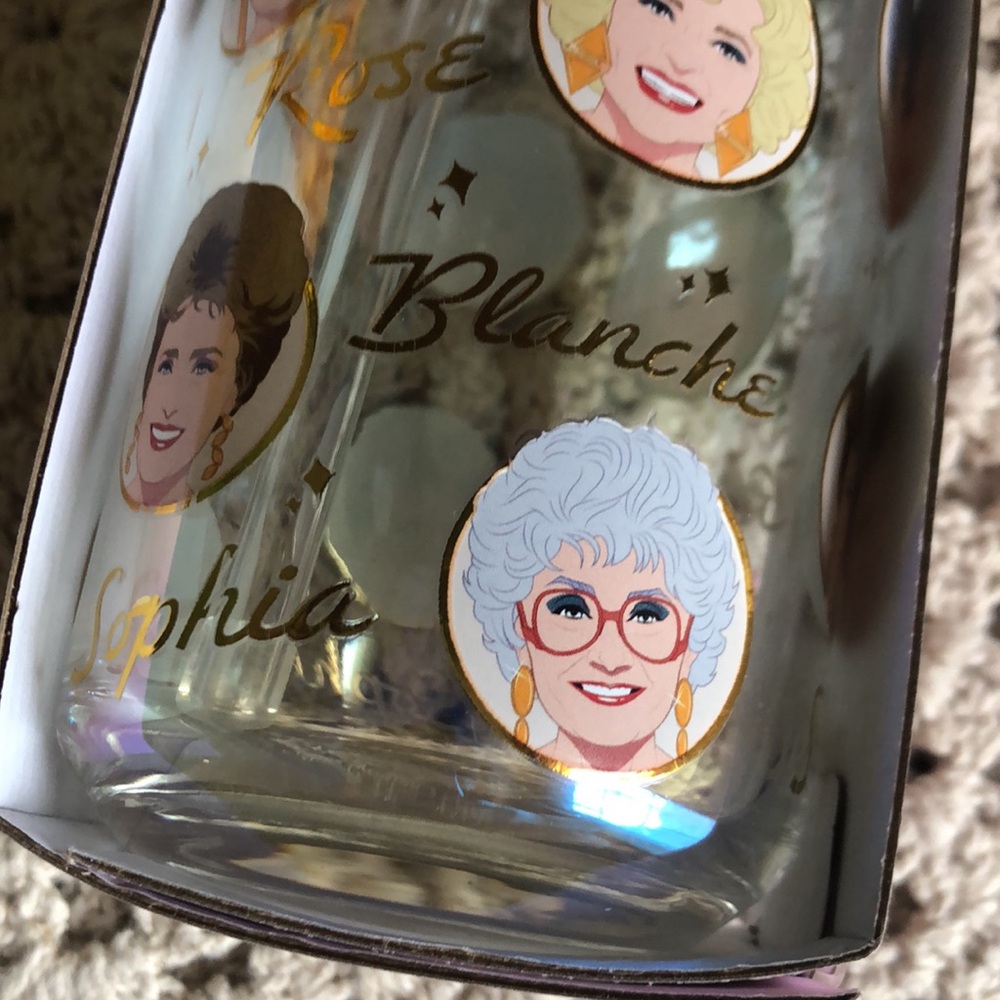 Golden Girls Glass Tumbler with Straw - Picture 6 of 7